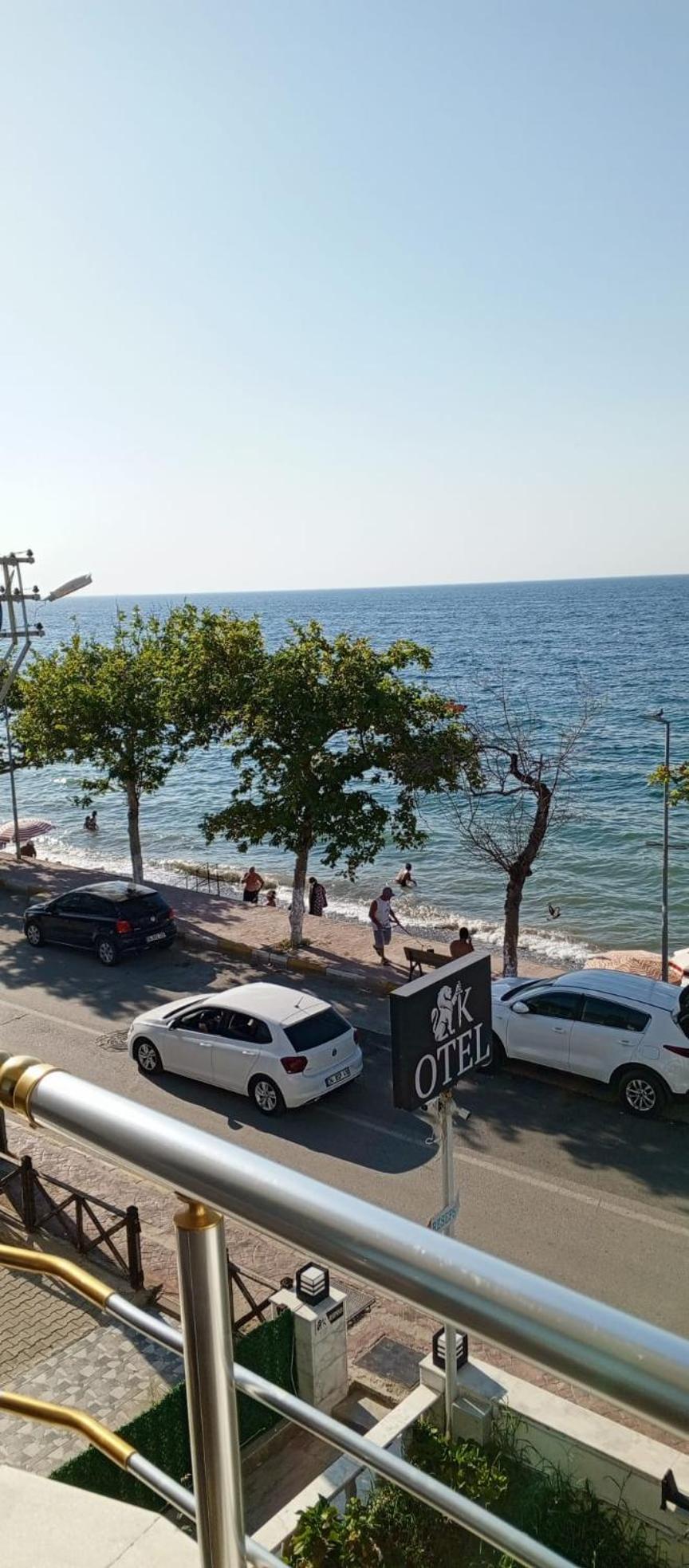 Kilicarslan Otel Cinarcik Luaran gambar